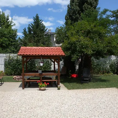 In - Balaton 19943 アパート