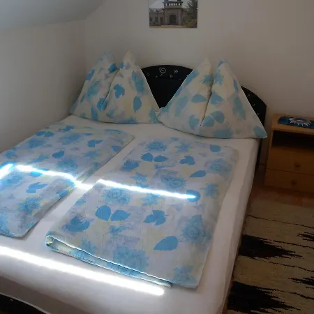 In - Balaton 19943 アパート *